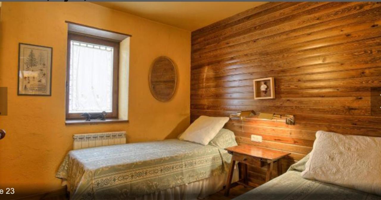 Apartamento Rincon Del Cielo Benasque Eksteriør billede