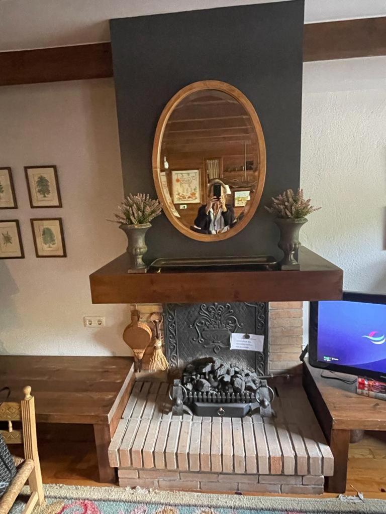 Apartamento Rincon Del Cielo Benasque Eksteriør billede